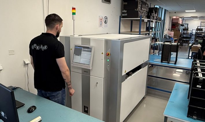 Optimisation du contrôle qualité avec l’AOI 3D Omron VT-S530